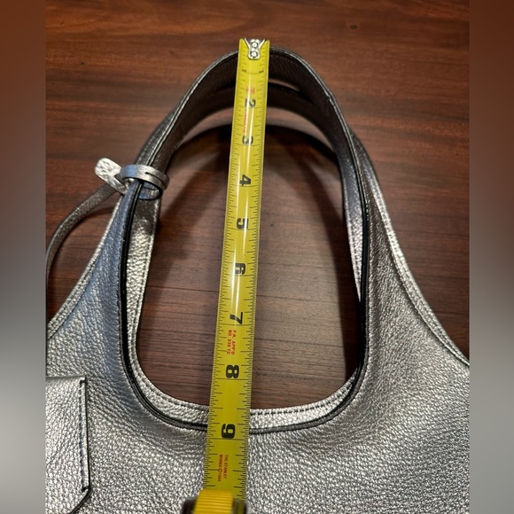 Authentic Silver metallic Burberry hobo / shoulder handbag. - Picture 16 of 16